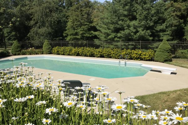 Cost of Pool Deck Leveling in Leesburg